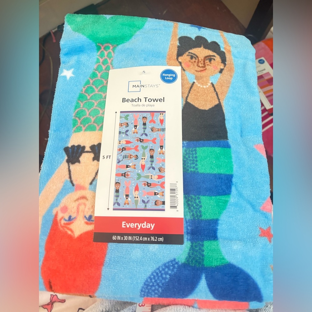Beach towel with Mermaids NWT